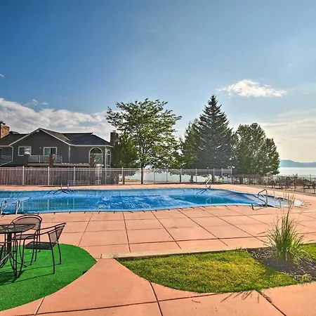Garden City Condo With Pool Access By Bear Lake! Exterior photo